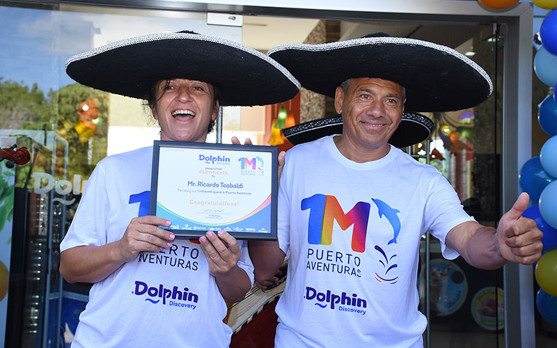 DOLPHIN DISCOVERY PUERTO AVENTURAS RECEIVES ITS ONE MILLION GUEST