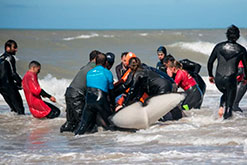 THE MARINE PARK OF GRUPO DOLPHIN IN ARGENTINA ATTENDED A MASSIVE STRANDING OF ORCAS